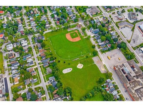 B-90 Ormond Street N, Thorold, ON -  With View