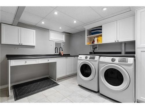 17 St. Lawrence Drive, St. Catharines, ON - Indoor Photo Showing Laundry Room