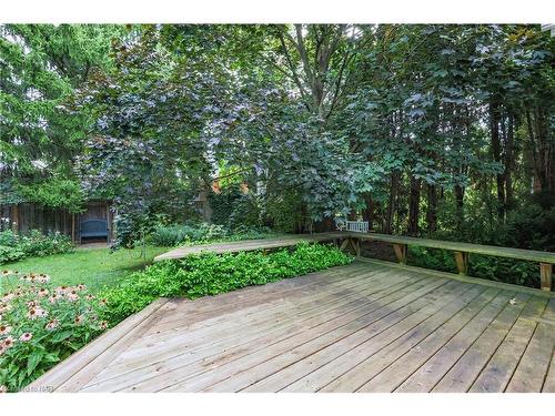 20 Settlers Court, Niagara-On-The-Lake, ON - Outdoor With Deck Patio Veranda