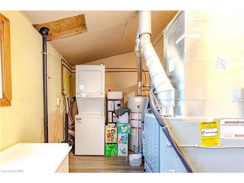 3912 Rebstock Road, Crystal Beach, ON - Indoor Photo Showing Laundry Room