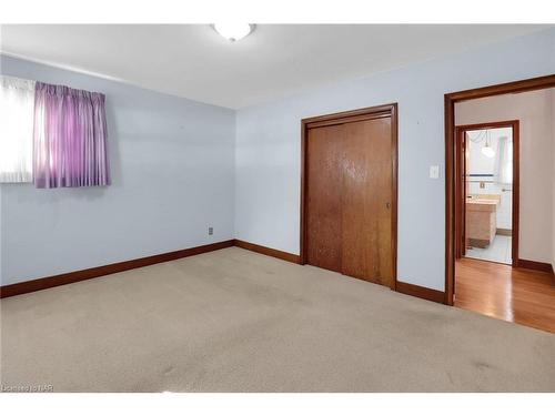 13 Draper Drive, St. Catharines, ON - Indoor Photo Showing Other Room