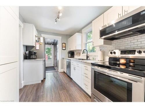 141 Princess Street, Port Colborne, ON - Indoor Photo Showing Kitchen