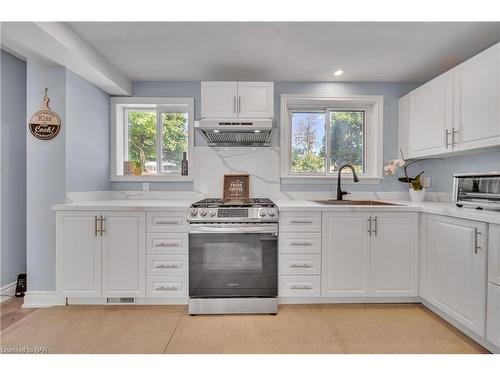 89 Ambleside Drive Sw, Brampton, ON - Indoor Photo Showing Kitchen