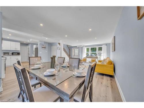 89 Ambleside Drive Sw, Brampton, ON - Indoor Photo Showing Dining Room