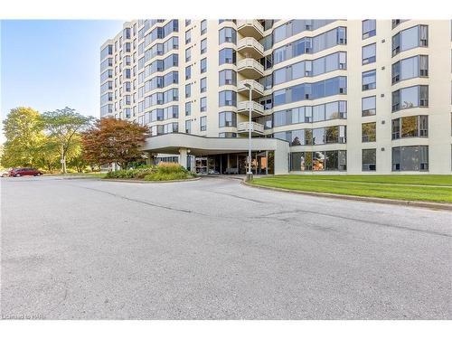 812-81 Scott Street, St. Catharines, ON - Outdoor With Balcony With Facade