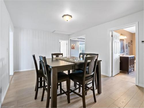 2206 Stevensville Road, Stevensville, ON - Indoor Photo Showing Dining Room