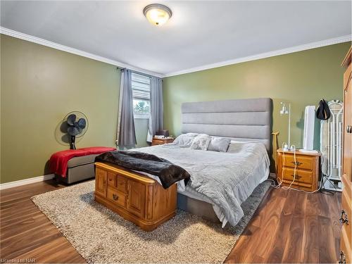 2206 Stevensville Road, Stevensville, ON - Indoor Photo Showing Bedroom