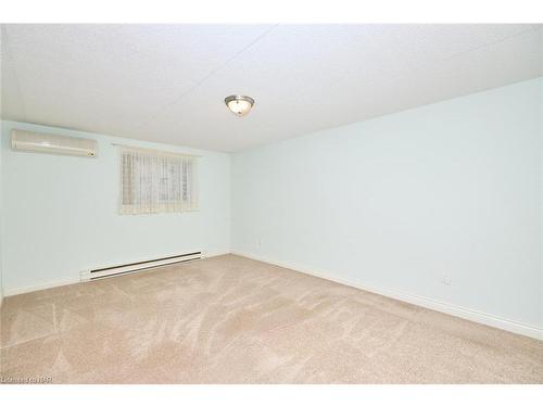 113-4658 Drummond Road, Niagara Falls, ON - Indoor Photo Showing Other Room