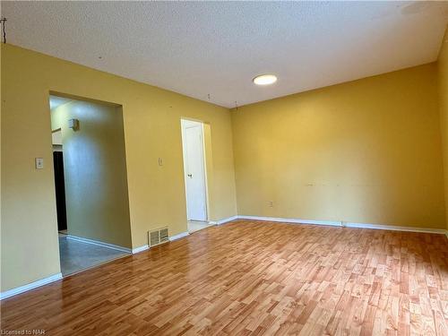 58-131 Rockwood Avenue, St. Catharines, ON - Indoor Photo Showing Other Room