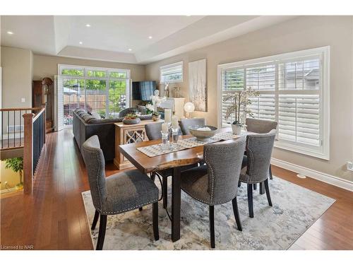 32 Pinot Trail, Niagara-On-The-Lake, ON - Indoor Photo Showing Dining Room