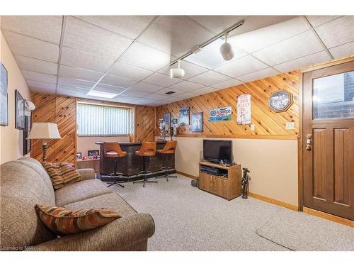 2495 Coral Avenue, Stevensville, ON - Indoor Photo Showing Other Room