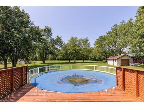 2495 Coral Avenue, Stevensville, ON - Outdoor With Above Ground Pool