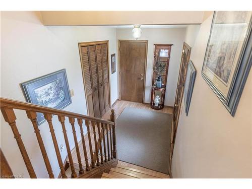 2495 Coral Avenue, Stevensville, ON - Indoor Photo Showing Other Room