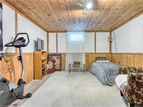 15 Stonegate Drive, St. Catharines, ON - Indoor Photo Showing Gym Room