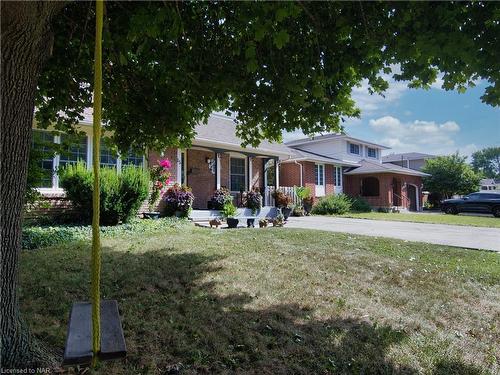 15 Stonegate Drive, St. Catharines, ON - Outdoor With Deck Patio Veranda With Facade