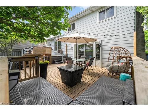 35 Fairington Crescent, St. Catharines, ON - Outdoor With Deck Patio Veranda With Exterior