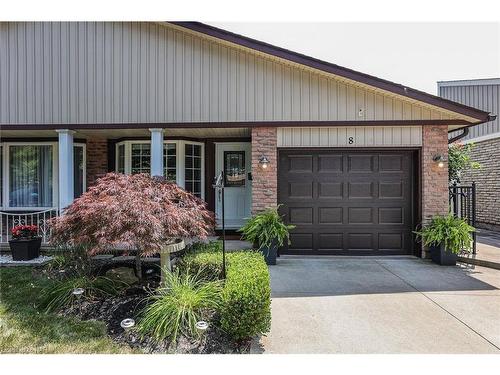 8 Kilkenny Drive, St. Catharines, ON - Outdoor With Deck Patio Veranda