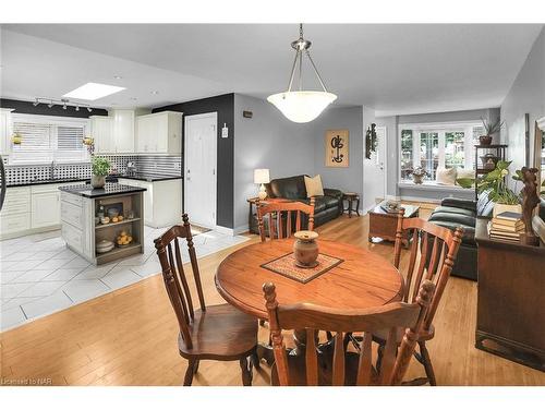 8 Kilkenny Drive, St. Catharines, ON - Indoor Photo Showing Dining Room