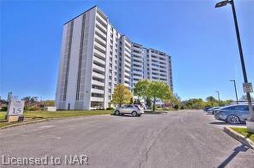 1204-15 Towering Heights Boulevard, St. Catharines, ON - Outdoor With Facade