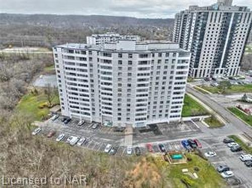 1204-15 Towering Heights Boulevard, St. Catharines, ON - Outdoor