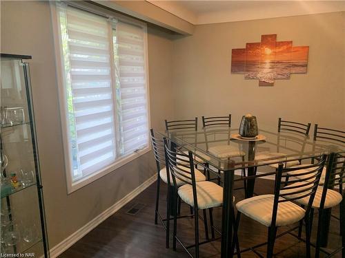 3427 Harvard Avenue, Niagara Falls, ON - Indoor Photo Showing Dining Room