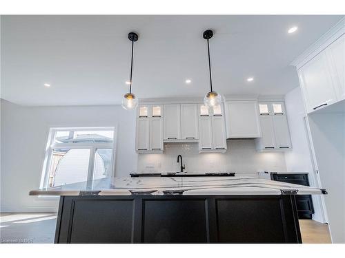 45C Lakeshore Road, St. Catharines, ON - Indoor Photo Showing Kitchen With Upgraded Kitchen