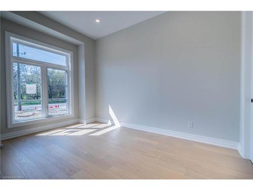 45C Lakeshore Road, St. Catharines, ON - Indoor Photo Showing Other Room