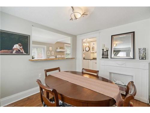 18 Rose Street, St. Catharines, ON - Indoor Photo Showing Dining Room