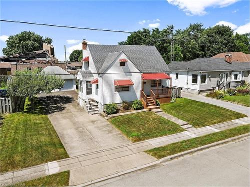 58 Elmwood Avenue, Welland, ON - Outdoor With Facade