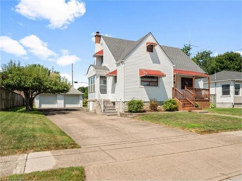 58 Elmwood Avenue, Welland, ON - Outdoor With Facade