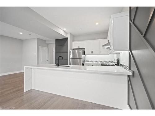 21 Marshall Lane Lane, St. Catharines, ON - Indoor Photo Showing Laundry Room