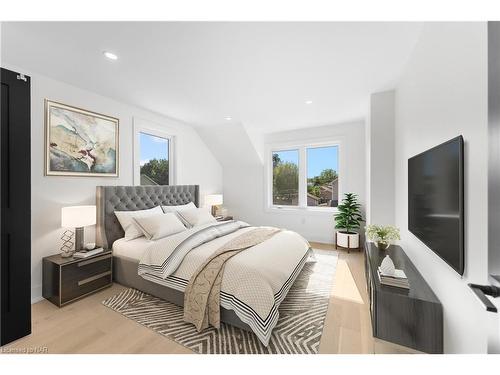 40 Parkview Avenue, Fort Erie, ON - Indoor Photo Showing Bedroom