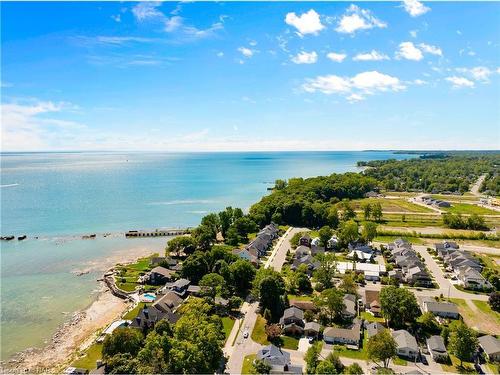 40 Parkview Avenue, Fort Erie, ON - Outdoor With Body Of Water With View