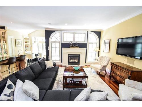 55 Highland Avenue, St. Catharines, ON - Indoor Photo Showing Living Room With Fireplace