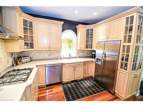 55 Highland Avenue, St. Catharines, ON - Indoor Photo Showing Kitchen With Double Sink