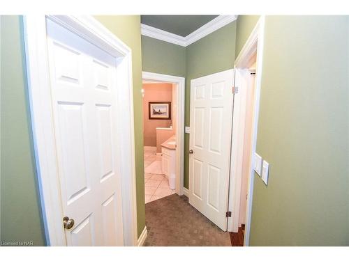 55 Highland Avenue, St. Catharines, ON - Indoor Photo Showing Other Room