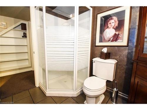 55 Highland Avenue, St. Catharines, ON - Indoor Photo Showing Bathroom