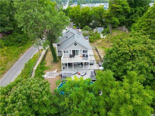 532 Ridgeway Road, Fort Erie, ON - Outdoor With Deck Patio Veranda