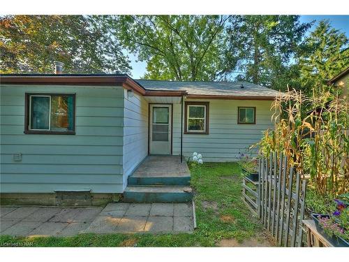 3232 Cherry Avenue, Ridgeway, ON - Outdoor