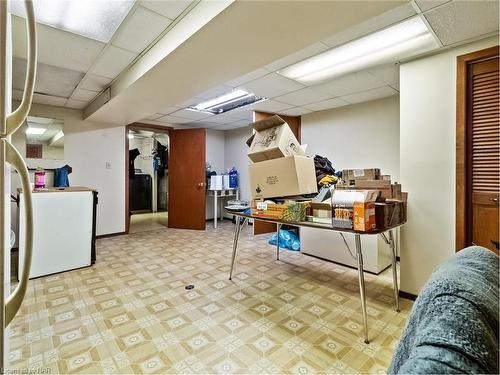 236 Plymouth Road, Welland, ON - Indoor Photo Showing Basement