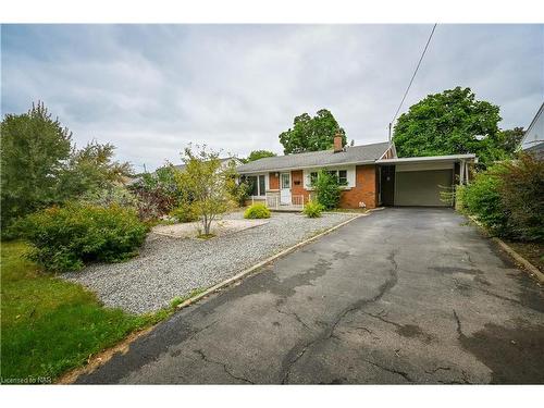 72 Wakelin Terrace, St. Catharines, ON - Outdoor With Facade