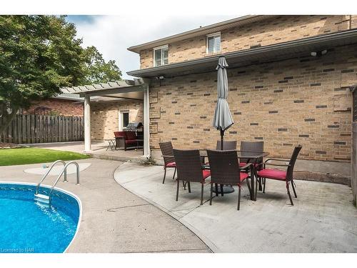 46 Millbridge Cres Crescent, Fonthill, ON - Outdoor With In Ground Pool With Deck Patio Veranda