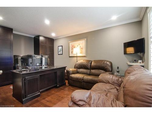 46 Millbridge Cres Crescent, Fonthill, ON - Indoor