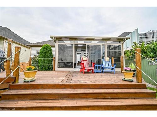 3328 Dustan Street, Vineland Station, ON - Outdoor With Deck Patio Veranda