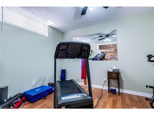 3328 Dustan Street, Vineland Station, ON - Indoor Photo Showing Gym Room