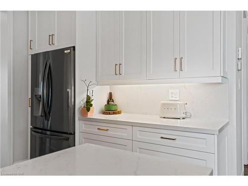 376 Concession 3Rd Road, St. Davids, ON - Indoor Photo Showing Kitchen