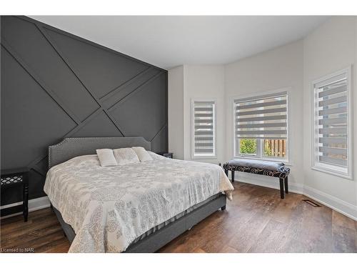 376 Concession 3Rd Road, St. Davids, ON - Indoor Photo Showing Bedroom