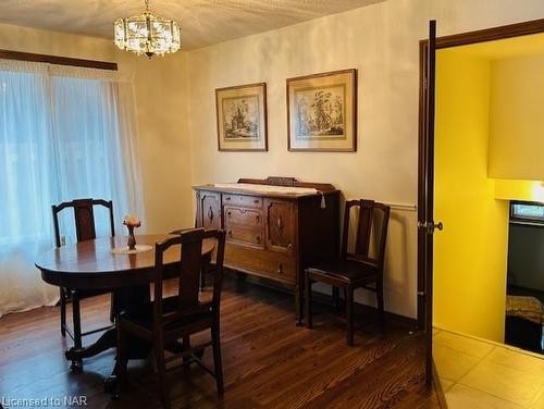 3284 Tramore Crescent, Niagara Falls, ON - Indoor Photo Showing Dining Room