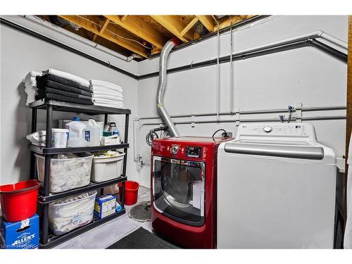 404 Line 2 Road, Niagara-On-The-Lake, ON - Indoor Photo Showing Laundry Room