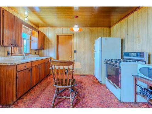 3766 Crystal Beach Drive, Crystal Beach, ON - Indoor Photo Showing Kitchen With Double Sink